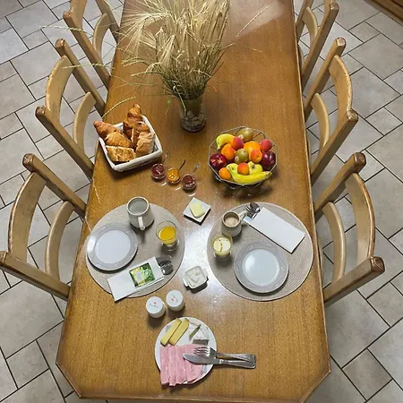 Paddock Petillant לינה וארוחת בוקר Aumenancourt-le-Grand