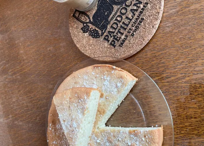 לינה וארוחת בוקר Paddock Petillant *